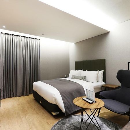 Hotel Elle Inn Сеул Экстерьер фото